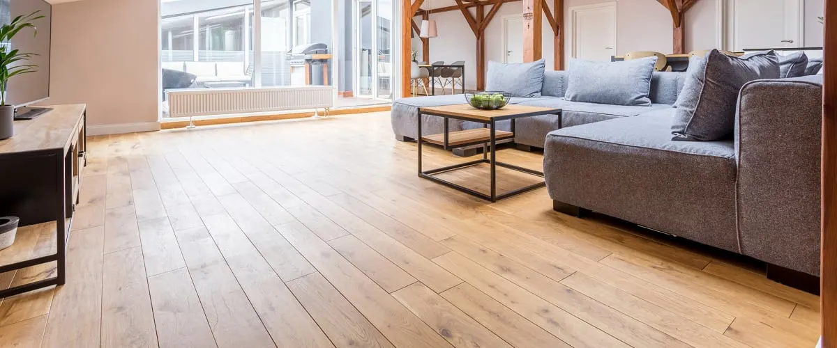 Comparison of hardwood and laminate